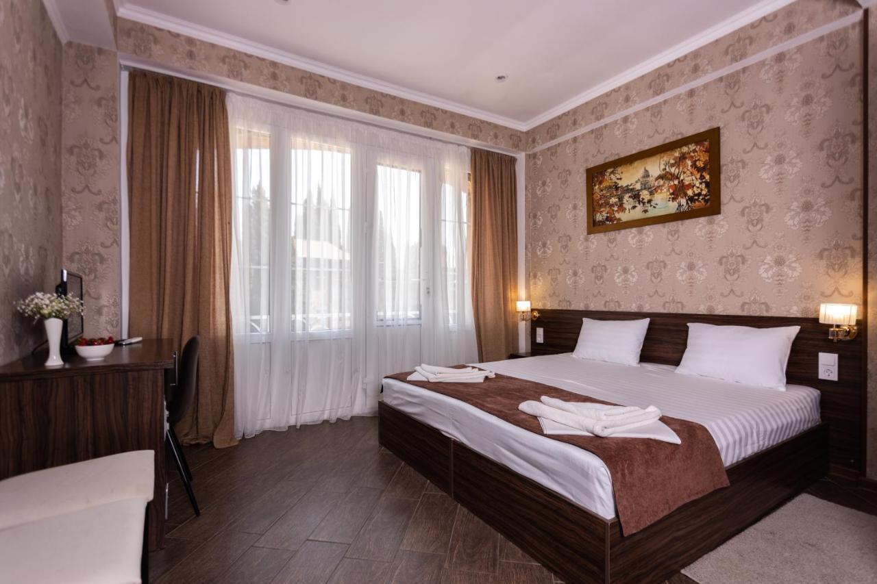 Hotel Nikopoli On Vodopadnaya 21А New Athos Εξωτερικό φωτογραφία
