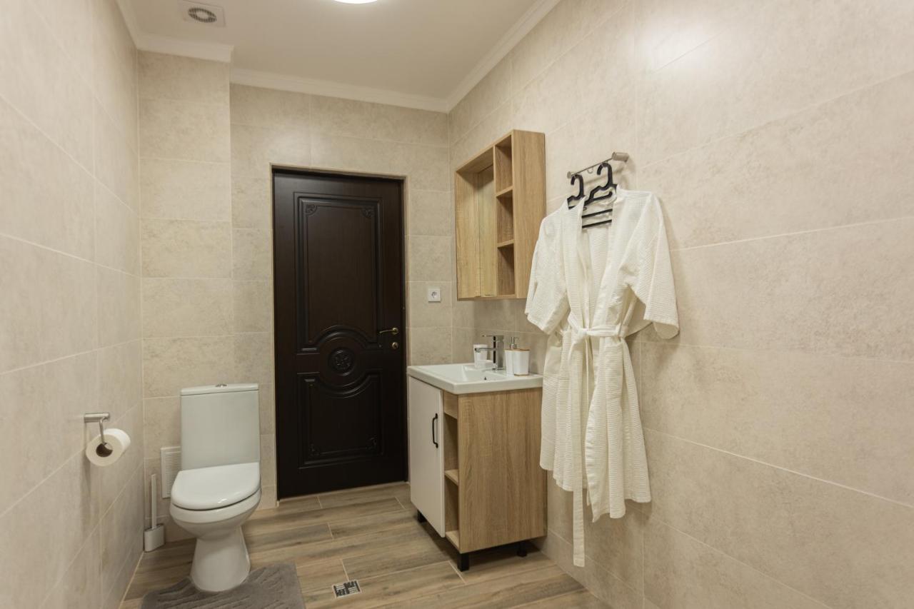 Hotel Nikopoli On Vodopadnaya 21А New Athos Εξωτερικό φωτογραφία