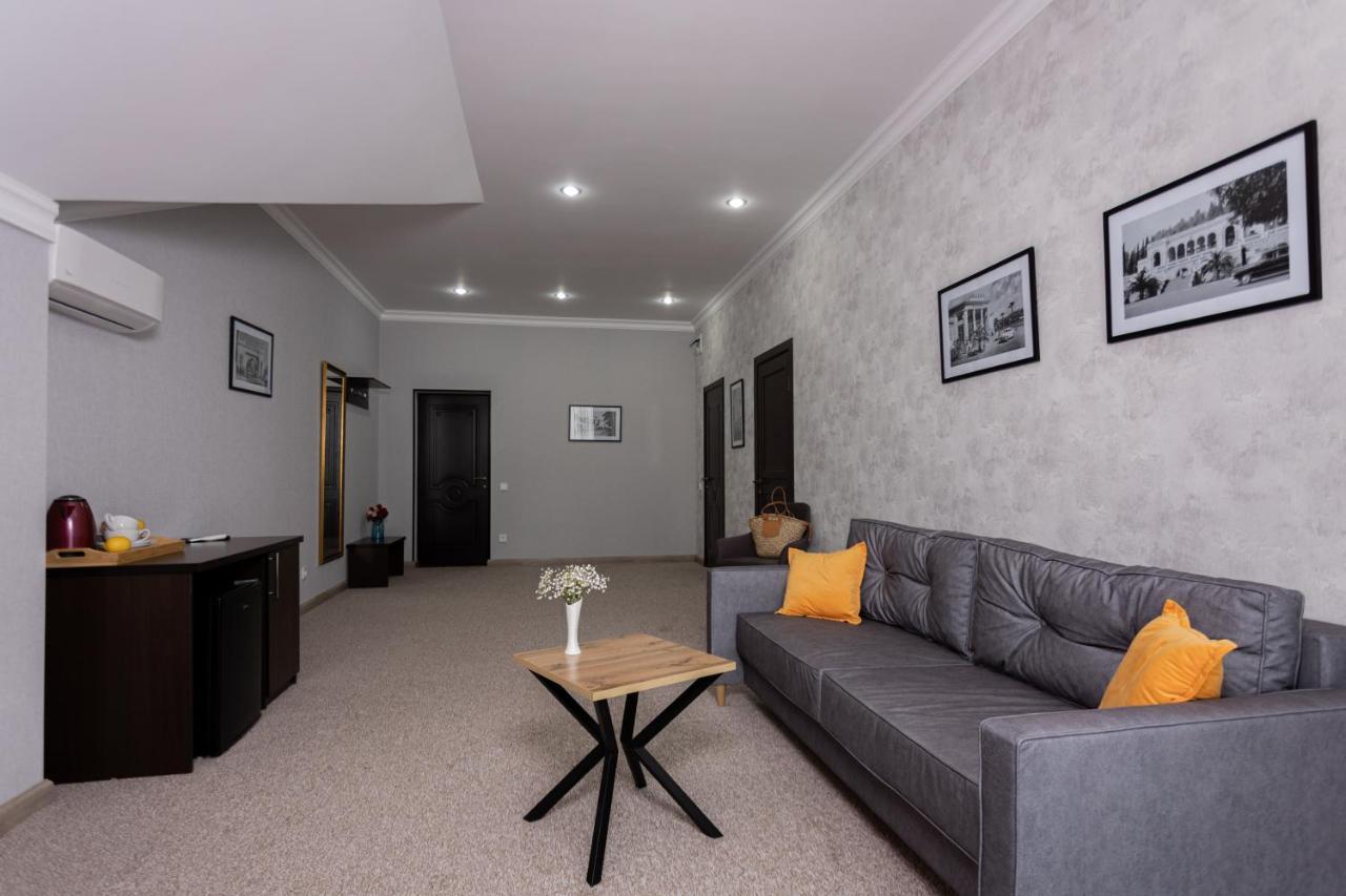 Hotel Nikopoli On Vodopadnaya 21А New Athos Εξωτερικό φωτογραφία