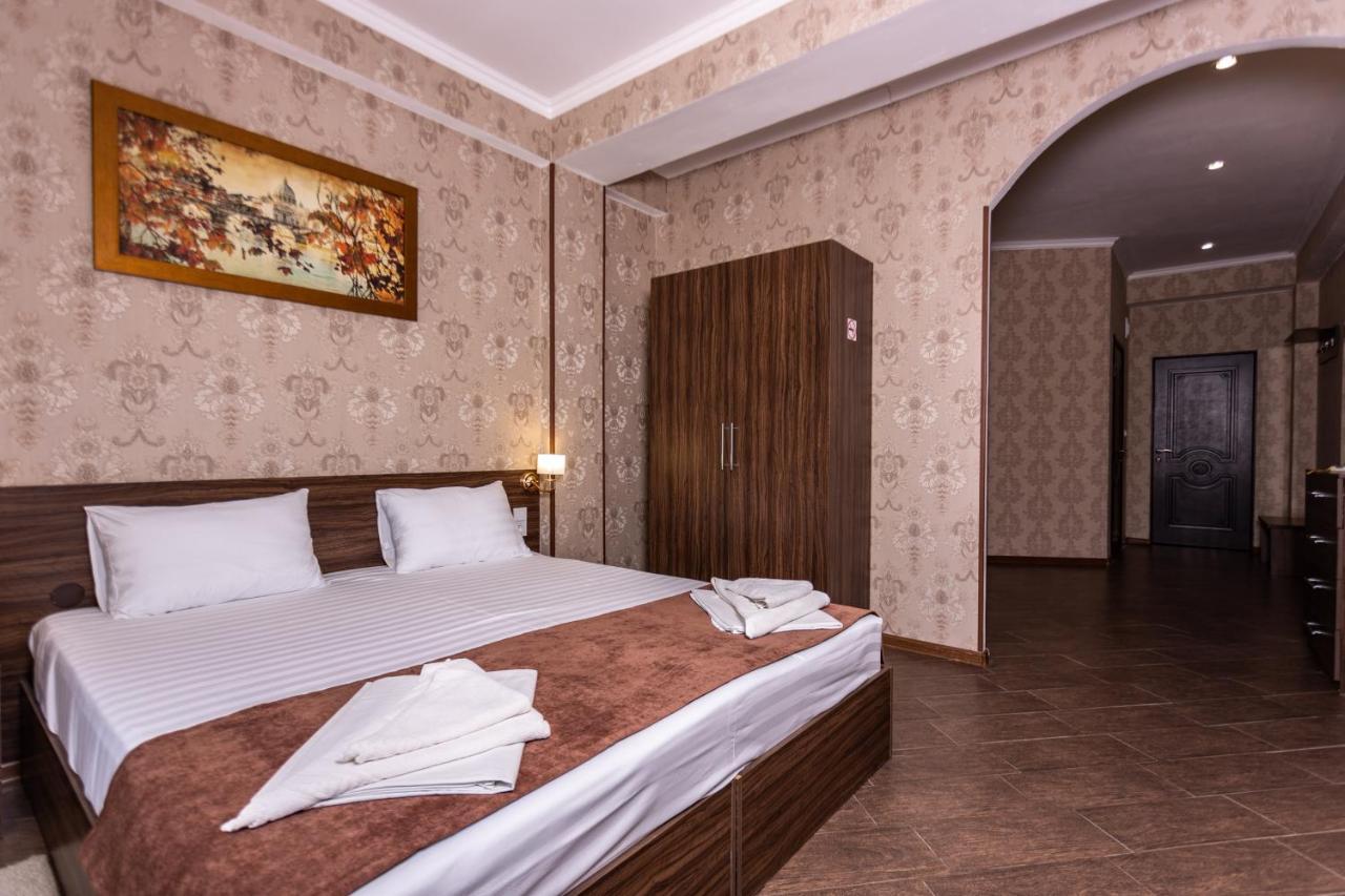 Hotel Nikopoli On Vodopadnaya 21А New Athos Εξωτερικό φωτογραφία