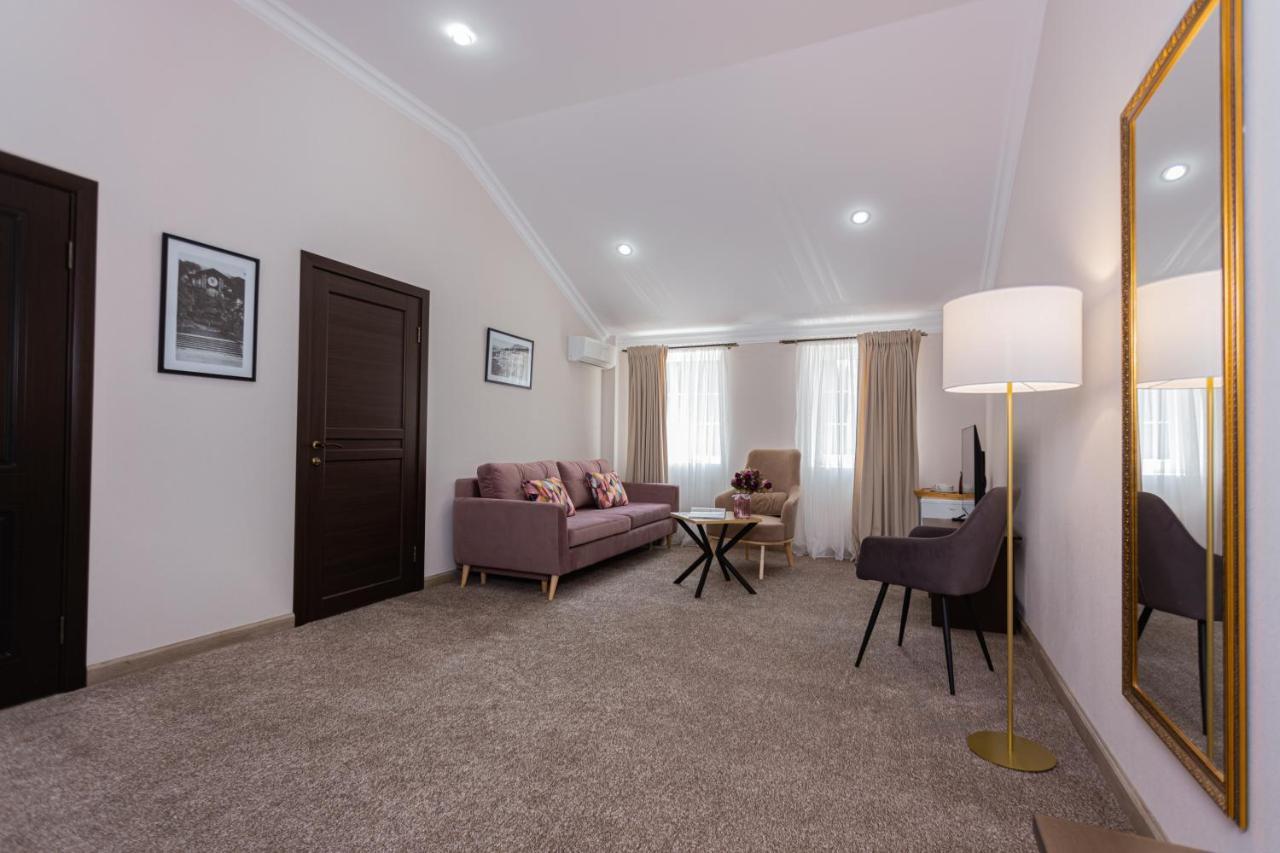 Hotel Nikopoli On Vodopadnaya 21А New Athos Εξωτερικό φωτογραφία