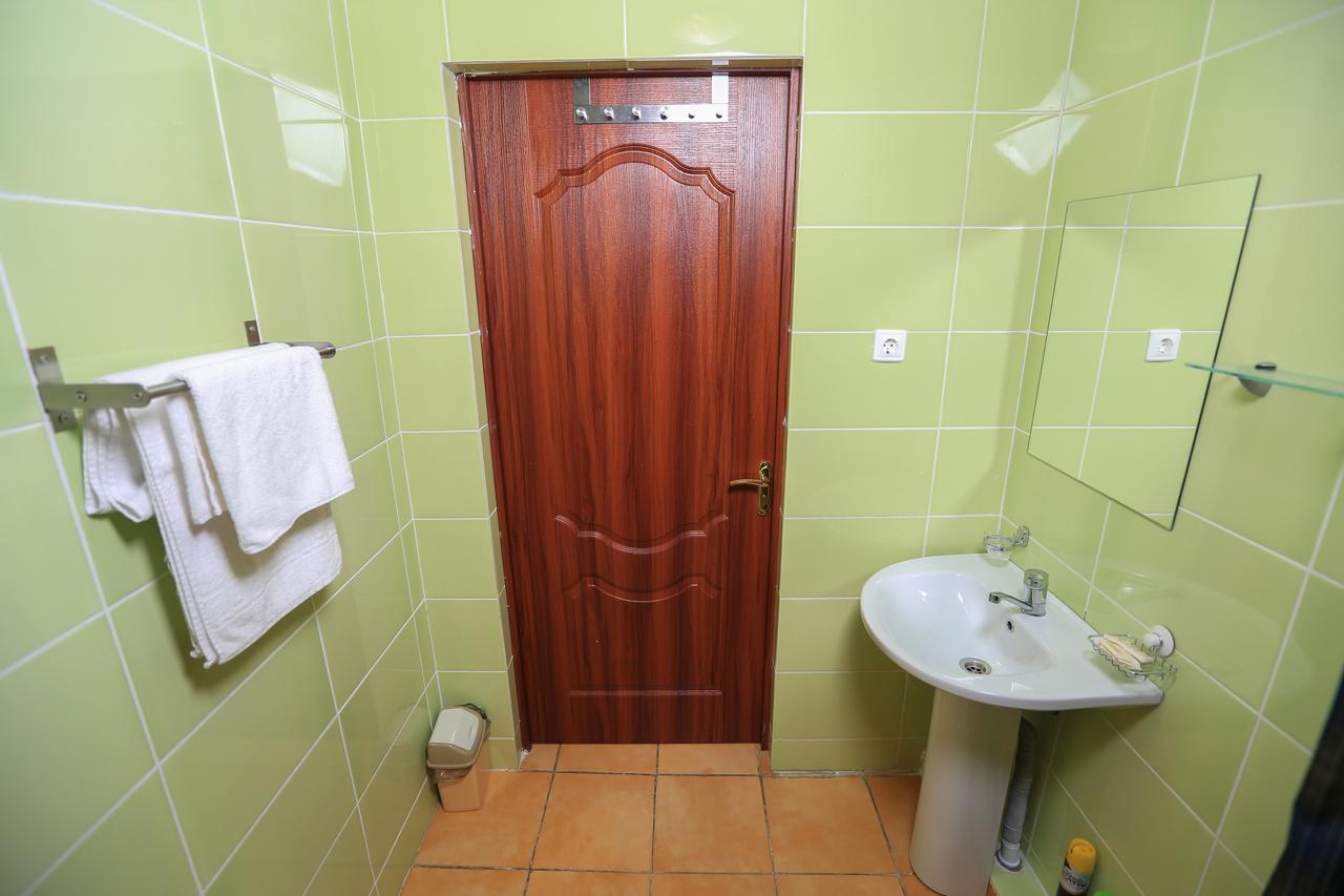 Hotel Nikopoli On Vodopadnaya 21А New Athos Εξωτερικό φωτογραφία
